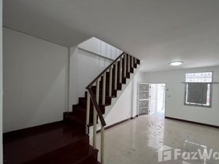 For sale 3 bedrooms townhouse in Khan Na Yao, Bangkok