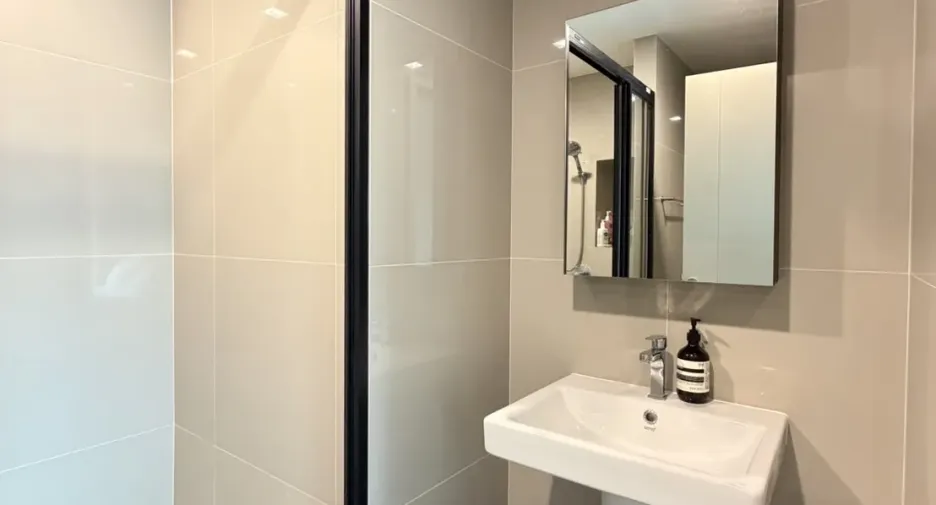 À vendre 1 chambre condo à Watthana, Bangkok