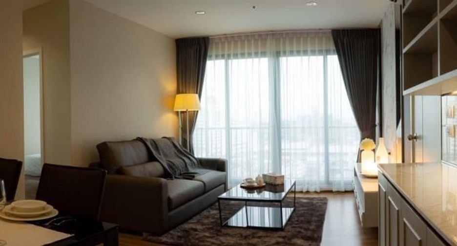 For sale 2 bedrooms condo in Bang Phlat, Bangkok