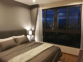 Condo en venta de 2 habitaciones en Bang Phlat, Bangkok