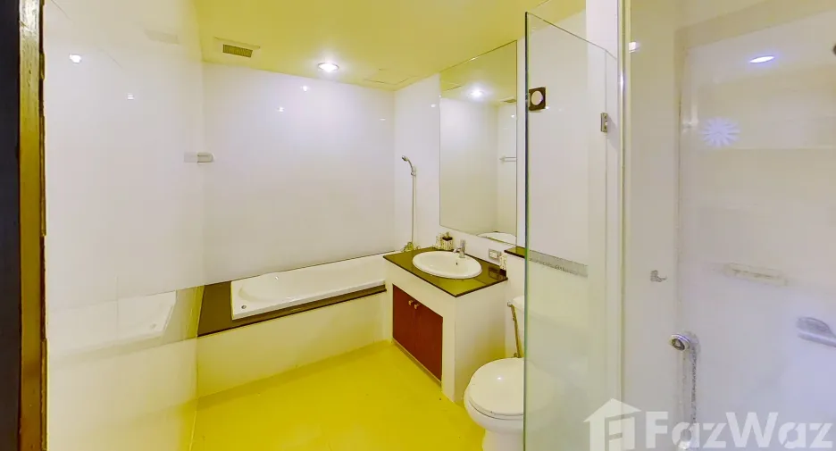For sale and for rent 1 bed condo in Watthana, Bangkok