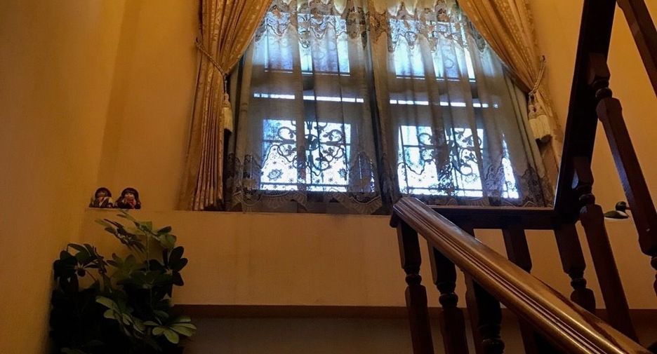 Casa en venta de 4 habitaciones en Thawi Watthana, Bangkok