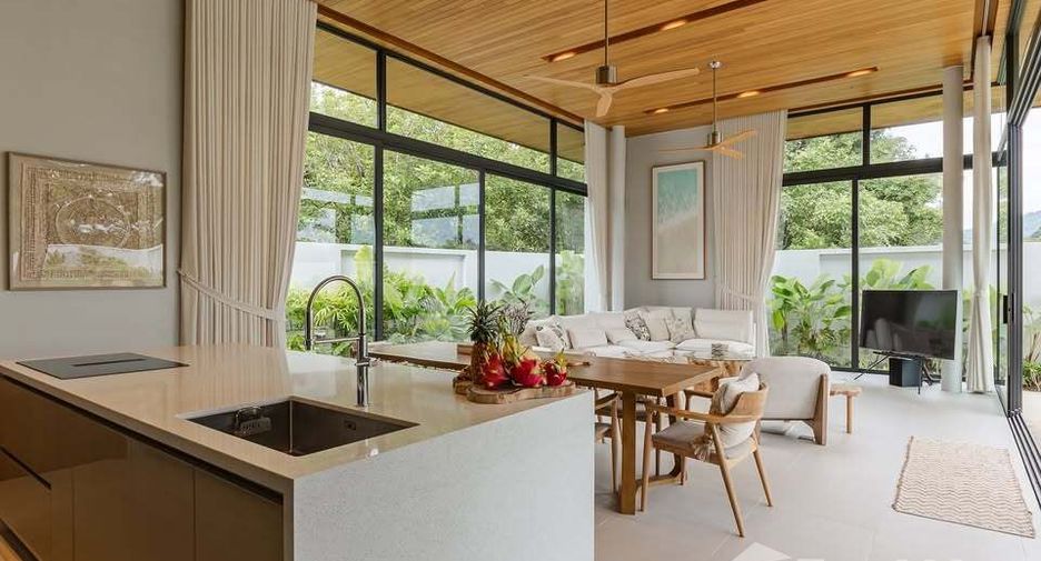 For sale 4 bedrooms villa in Thalang, Phuket