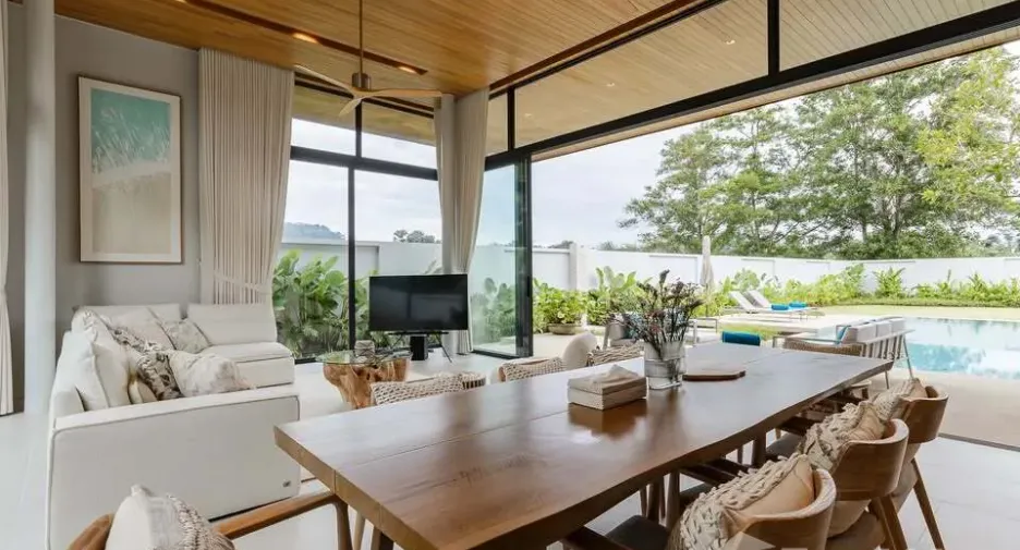 For sale 4 bedrooms villa in Thalang, Phuket