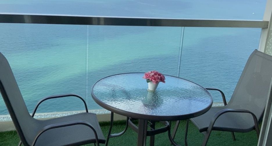 For sale and for rent 2 bedrooms condo in Bang Lamung, Chonburi