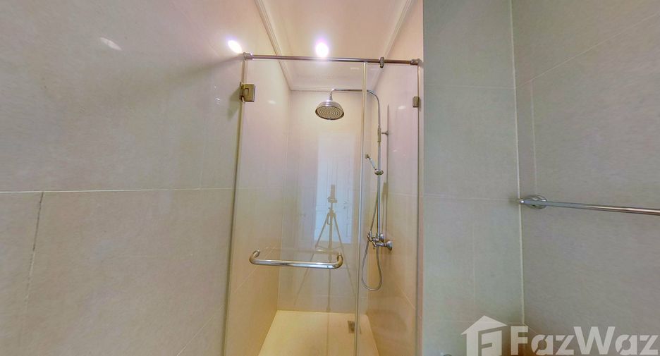 For rent 4 ベッドルーム condo in Watthana, Bangkok