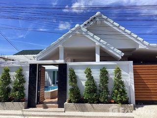À louer 4 chambres maison à Bang Lamung, Chonburi