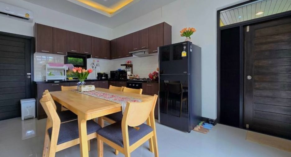 Продажа 3 спальни дом в Саттахип, Чонбури