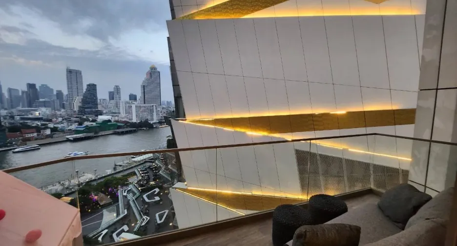 À vendre 2 chambres condo à Khlong San, Bangkok