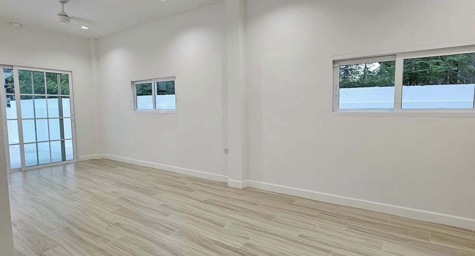 出售 2 卧室 独立屋 在 Mueang Lop Buri, Lop Buri