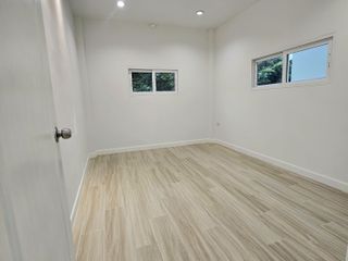 出售 2 卧室 独立屋 在 Mueang Lop Buri, Lop Buri