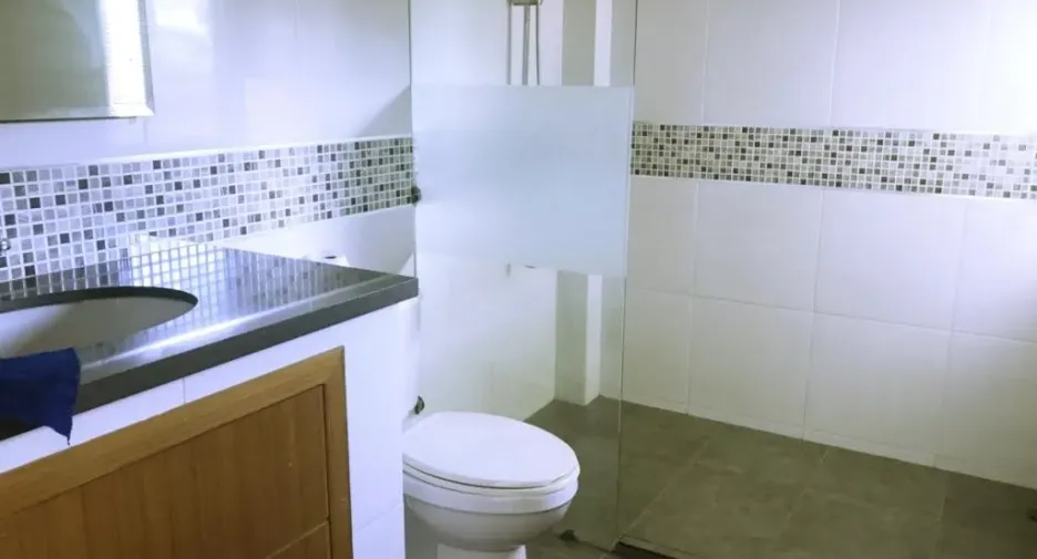 For sale and for rent 4 bedrooms villa in Bang Lamung, Chonburi