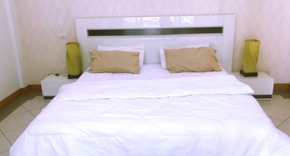 For sale and for rent 4 bedrooms villa in Bang Lamung, Chonburi