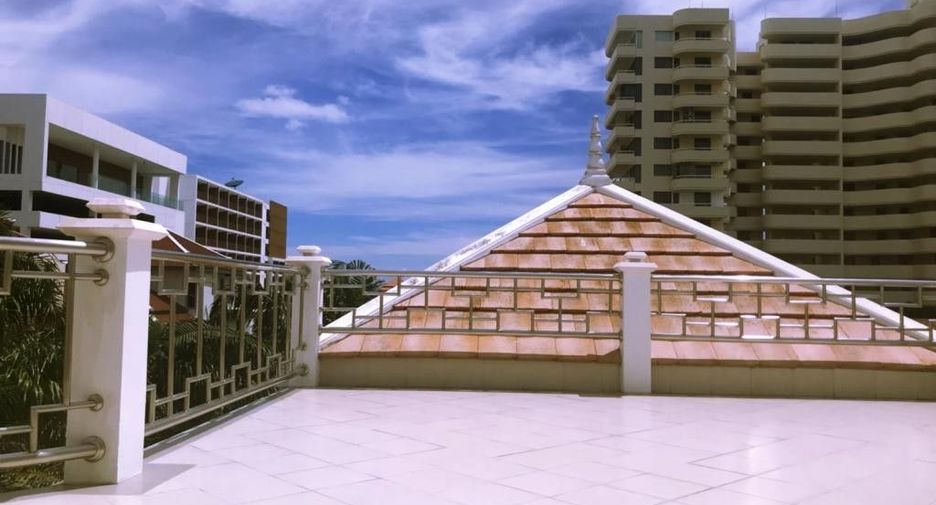 For sale and for rent 4 bedrooms villa in Bang Lamung, Chonburi