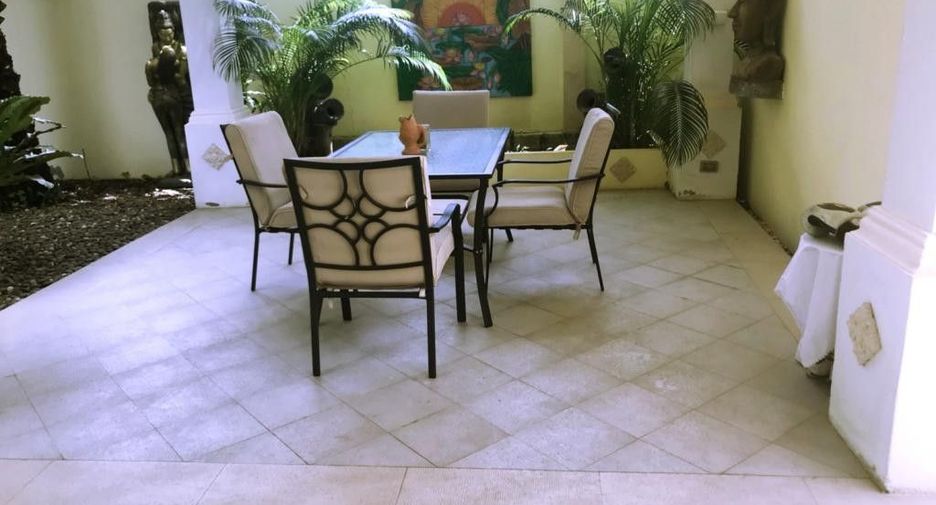 For sale and for rent 4 bedrooms villa in Bang Lamung, Chonburi