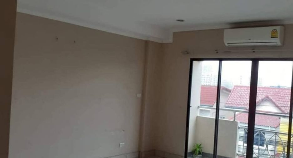 For sale 6 bedrooms retail Space in Bang Lamung, Chonburi