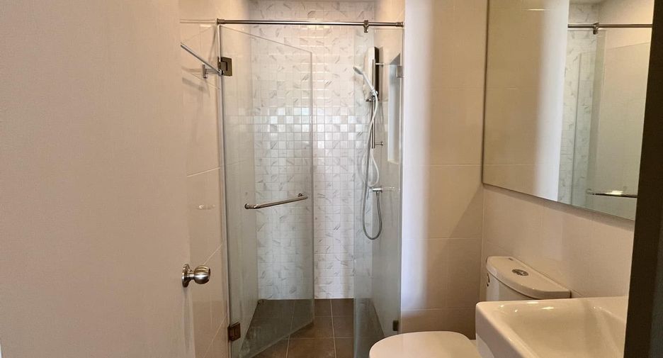For sale and for rent 1 bed condo in Bang Phlat, Bangkok