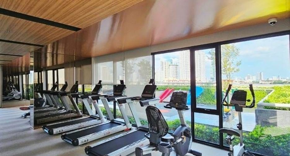 For sale 1 bed condo in Thon Buri, Bangkok