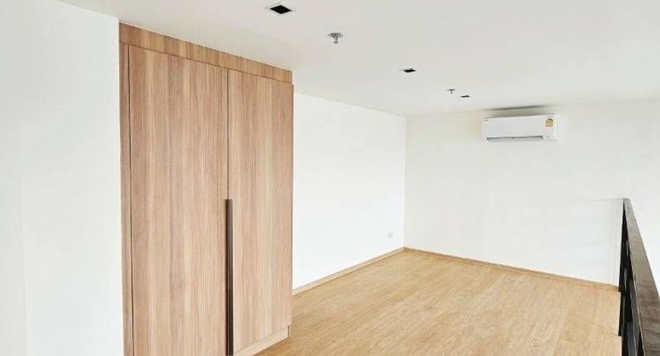 For sale 1 bed condo in Thon Buri, Bangkok