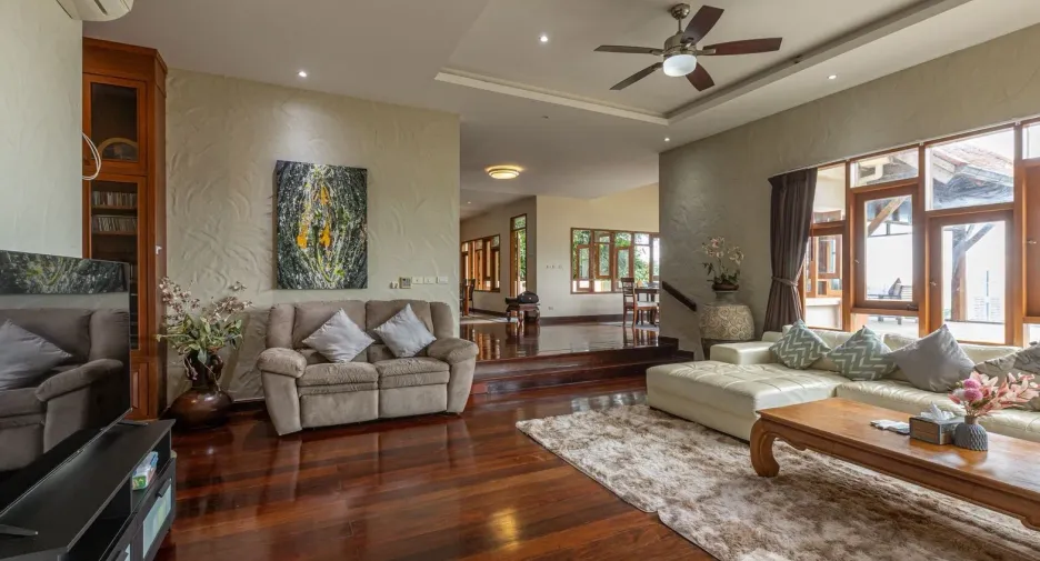 Villa en alquiler de 6 habitaciones en Kathu, Phuket