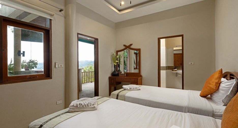 Villa en alquiler de 6 habitaciones en Kathu, Phuket