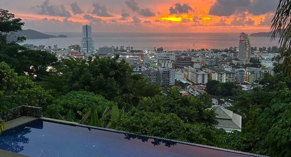 Villa en alquiler de 6 habitaciones en Kathu, Phuket