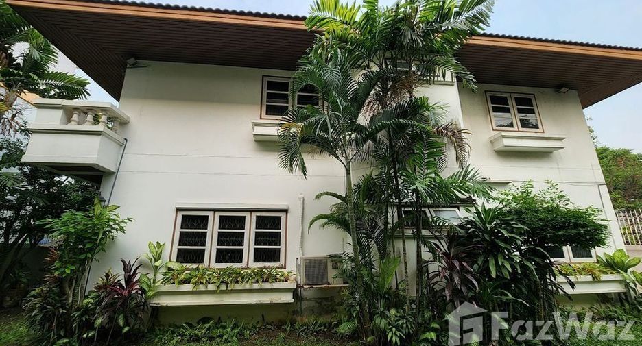 For sale 5 bedrooms house in Din Daeng, Bangkok
