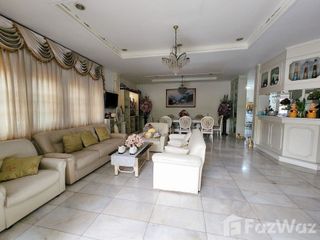 For sale 5 ベッドルーム house in Din Daeng, Bangkok