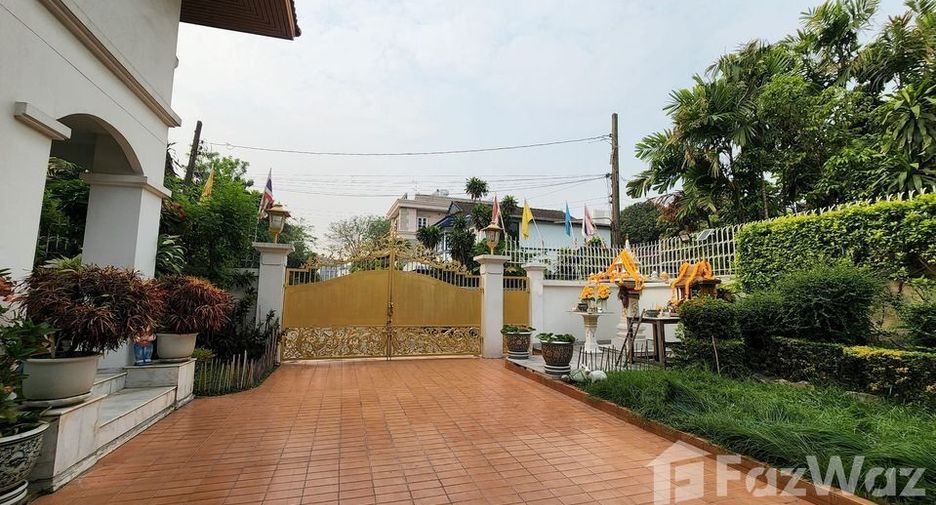 For sale 5 bedrooms house in Din Daeng, Bangkok