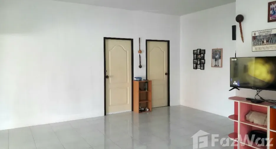 À vendre et à louer 4 chambres maison à Mueang Khon Kaen, Khon Kaen