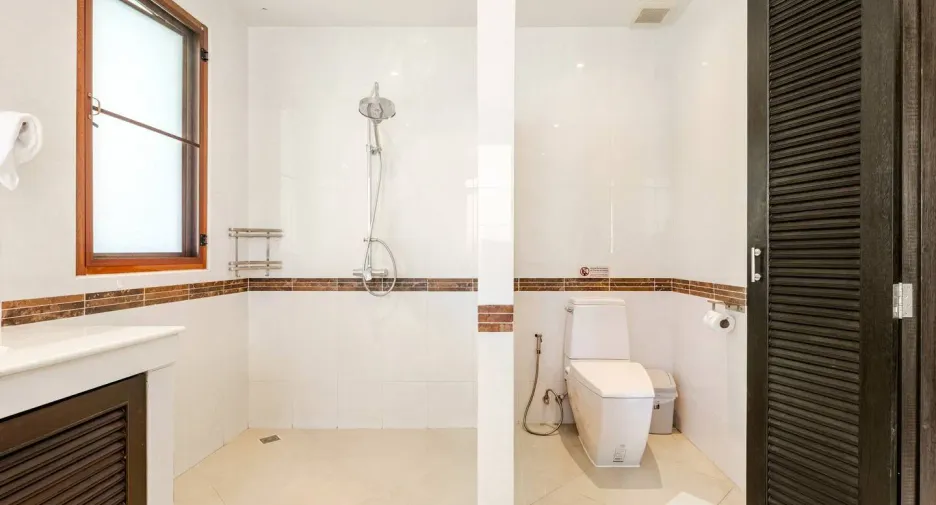 For rent 4 bedrooms villa in Thalang, Phuket
