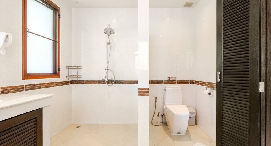 For rent 4 bedrooms villa in Thalang, Phuket