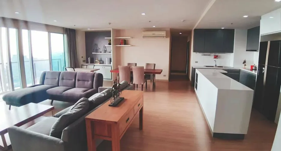 ขาย 3 ห้องนอน คอนโด ใน คลองเตย, กรุงเทพฯ