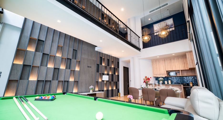 For rent 5 bedrooms villa in Bang Lamung, Chonburi
