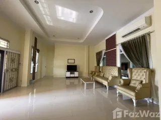 Casa en alquiler de 3 habitaciones en Bang Saray, Pattaya