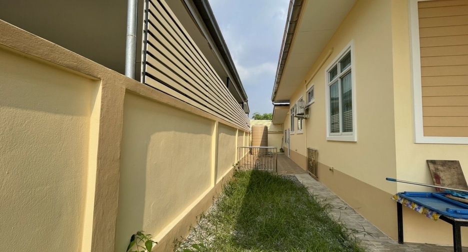 Haus zur Miete mit 3 Zimmer in Bang Saray, Pattaya