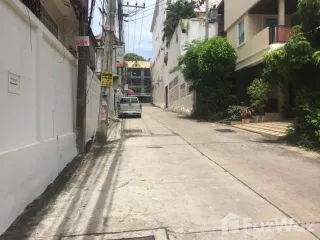 出售 土地 在 Bang Lamung, Chon Buri