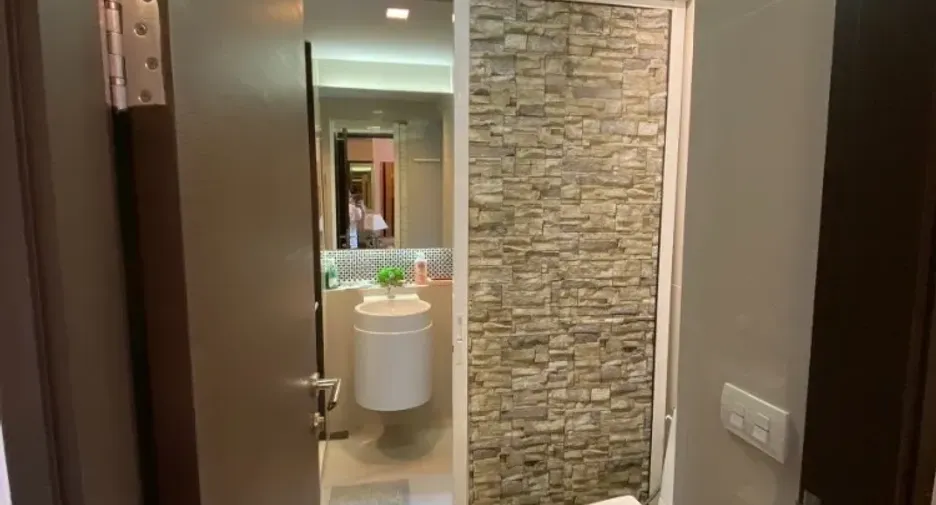 For sale 1 bed condo in Sathon, Bangkok