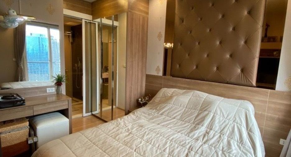 For sale 1 bed condo in Sathon, Bangkok