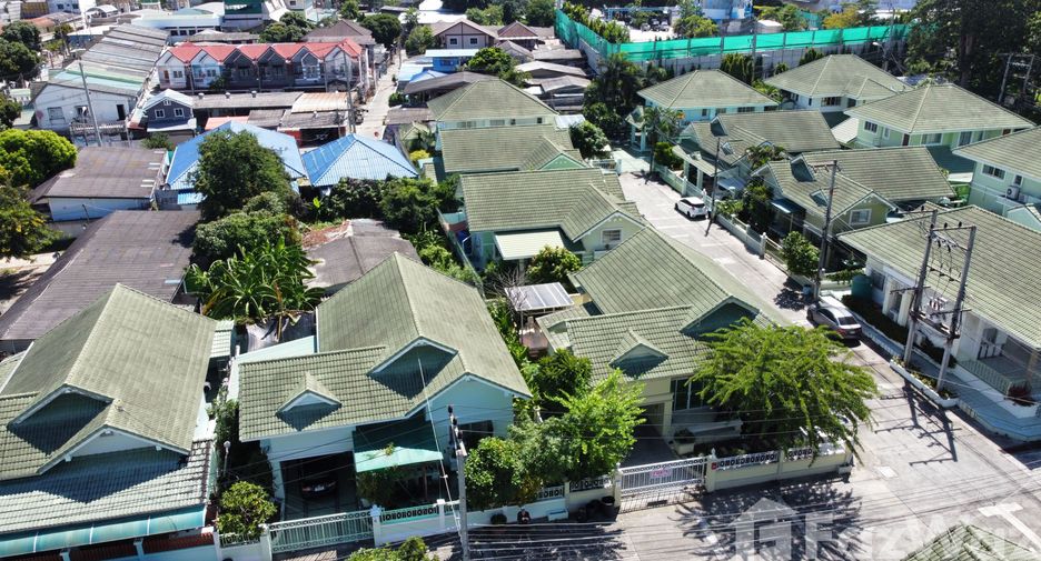 Casa en venta y en alquiler de 4 habitaciones en Bang Lamung, Chonburi