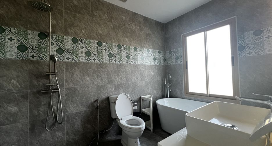 For rent 3 bedrooms house in Thalang, Phuket