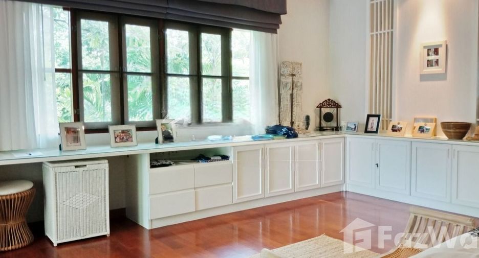Haus zum Kauf mit 5 Zimmer in Mueang Samut Prakan, Samut Prakan