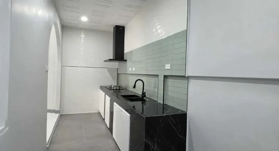 Reihenhaus zum Kauf mit 2 Zimmer in Mueang Phuket, Phuket