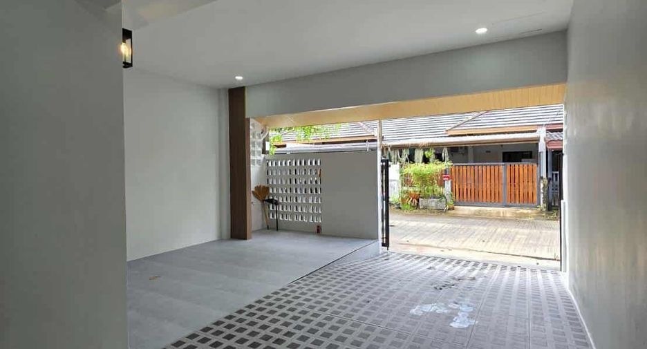 Reihenhaus zum Kauf mit 2 Zimmer in Mueang Phuket, Phuket