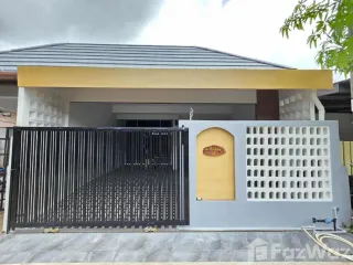 Reihenhaus zum Kauf mit 2 Zimmer in Mueang Phuket, Phuket