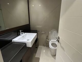 ขาย 2 ห้องนอน คอนโด ใน สาทร, กรุงเทพฯ