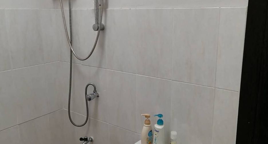 For sale 2 bedrooms townhouse in Yan Nawa, Bangkok