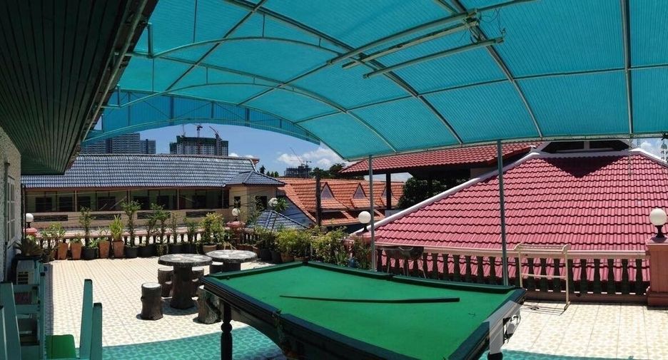 For sale 10 bedrooms villa in Bang Lamung, Chonburi