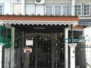 For rent 2 bedrooms townhouse in Bang Bua Thong, Nonthaburi