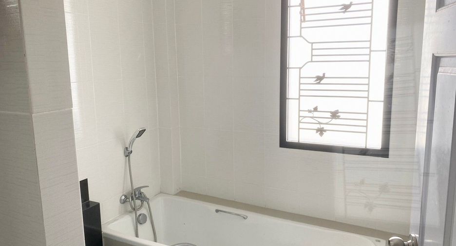 Casa en venta de 3 habitaciones en Bang Lamung, Chonburi